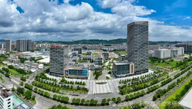 2025中國(guó)安全應(yīng)急產(chǎn)業(yè)發(fā)展現(xiàn)狀及未來趨勢(shì)